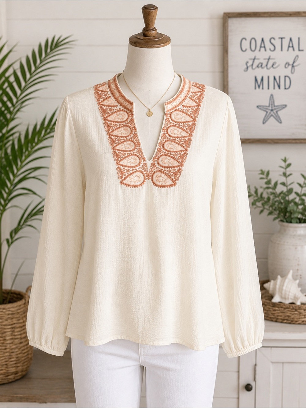 Spartina 449 Cream Embroidered Tunic Blouse Paisley Neckline Medium - Picture 2 of 8